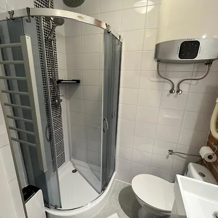 Mini W Centrum Krakowa アパート